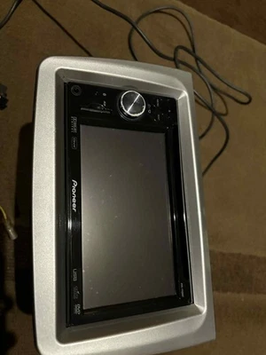 Pioneer AVIC F900BT SAT NAV & Hands Free Bluetooth Touchscreen Dvd Player mito - Image 1 of 4