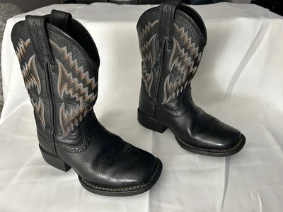Ariat Botas Niños Cuero Negro Western, Puntera Cuadrada, Talla 9 Niño Pequeño Foto 1 de 4