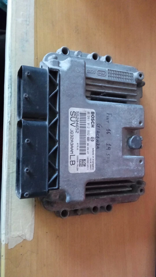 CENTRALINA ECU FIAT SEDICI 1.9 MULTIJET CODICE 0281012992 - Immagine 1 di 1