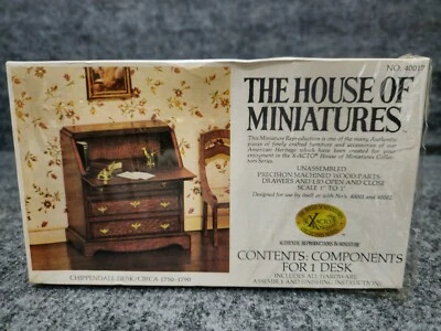 The House of Miniatures CHIPPENDALE DESK No. 40017 - Image 1 of 4