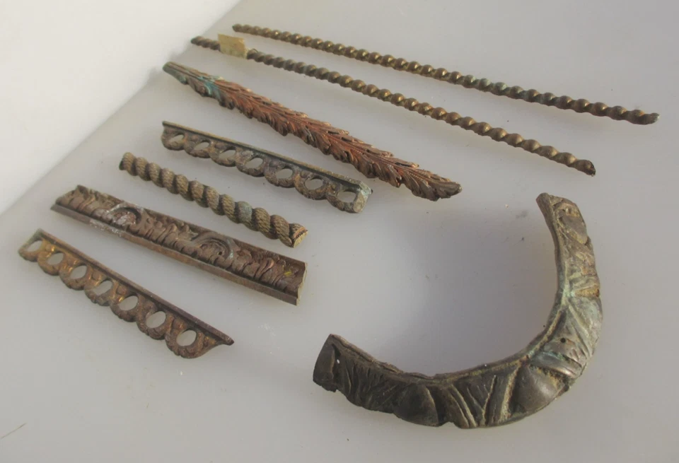 Victorian Brass Ormolu Furniture Hardware Mounts Trim French Antique ODD PARTS - Image 1 of 4