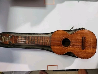 Ukelele Kumalae 1920 estilo soprano 3 Foto 1 de 4