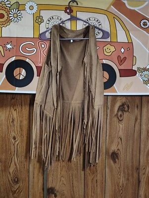 Colete Western/Boho/Hippie Retrô Marrom Camurça Artificial Franja, Frente Aberta, GG - Imagem 1 de 3