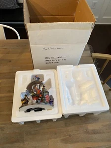 RARE Disney Halloween Snowglobe Trick or Treat Mickey Goofy In Original Box - Picture 1 of 12