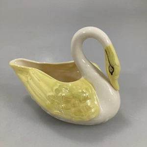 Belleek Swan Yellow Luster 4 1/2" Trinket Dish Creamer 7th Mark 1980-92 Ireland - Picture 1 of 6