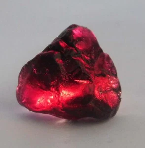 32 Ct Natural Garnet Earth Mined Rough CERTIFIED Red Garnet Loose Gemstone - Picture 1 of 11