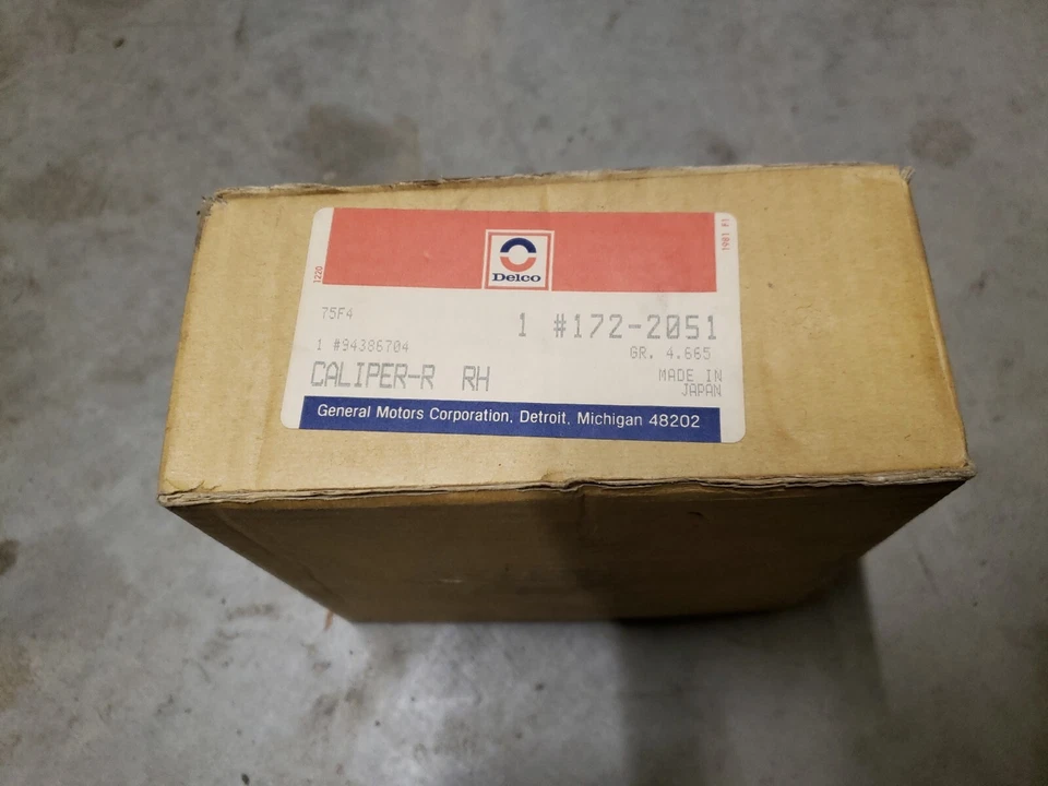 NOS GM 94386704 PINZA DE FRENO DERECHA para 90-92 Geo Storm e Isuzu/Impulse/Stylus  Foto 1 de 4