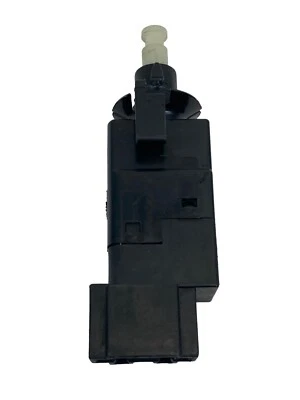 2003-2006 Mercedes-Benz E320 Brake Light Stop Lamp Switch Button 0015454009 OEM - Image 1 of 4
