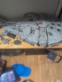 LEGO Star Wars 75192 UCS Millennium Falcon