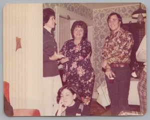 1970s Family Friends Group Party Conversation Living Room - Picture 1 of 2