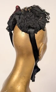 VICTORIAN 19TH C LACE RUFFLED BONNET W SILK TIES - Picture 1 of 5