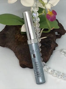 Orlane Long Lasting Fluid Eye Shadow - 03 Bluish Silver- .16 oz Full Size -New - Picture 1 of 8