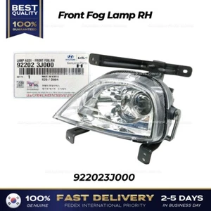 ⭐Genuine⭐ Front Fog Lamp RH 922023J000 for Hyundai Veracruz - Picture 1 of 2