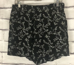 Ann Taylor Loft Damen Größe M schwarz/weiß geblümt Shorts mit Taschen - Bild 1 von 5