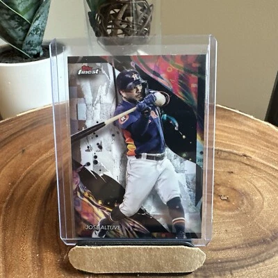 2024 Topps Finest #121 Jose Altuve Uncommon Houston Astros - Image 1 of 2