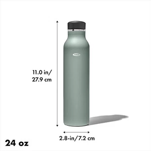 Botella de agua aislada OXO Strive 24 oz con tapa estándar - jade - Imagen 1 de 5