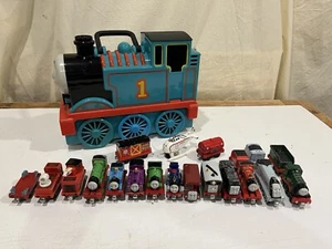 Thomas and Friends Carry Case and 20 Diecast Thomas Trains - Picture 1 of 17