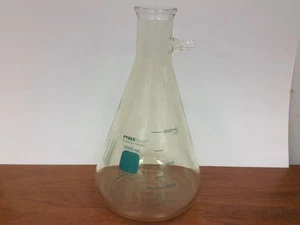 PyrexPlus - No. 65340, 2000mL, Erlenmeyer Filter Flask with a Protective Coating - Picture 1 of 3