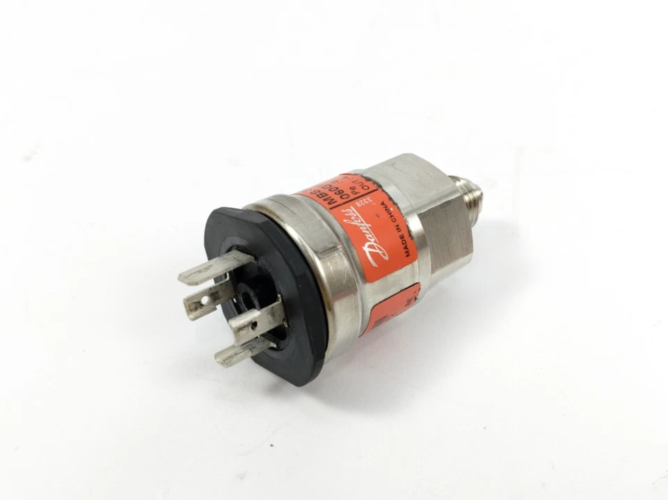Danfoss MBS 3000 060G1105 Pressure Transmitter, 0-40 Bar, 4-20 mA - Image 1 of 4