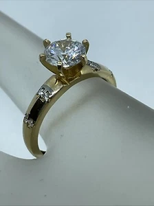 BEAUTIFUL 14K Yellow Gold Solitaire Round & Accents White CZ Engagement Ring2.3g - Picture 1 of 23