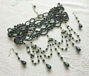 BLACK FAUX  PEARL VICTORIAN AND GOTHIC LOOK BURLESQUE NECKLACE & EARRINGS SET 