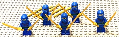 Lote de 5 minifiguras LEGO Ninja guerreiros artes marciais samurais caras minifiguras Ninjago - Imagem 1 de 4