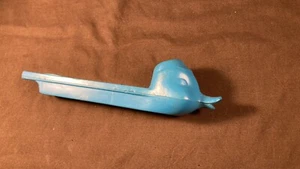 Juguete vintage de plástico silbato de pato - Imagen 1 de 7