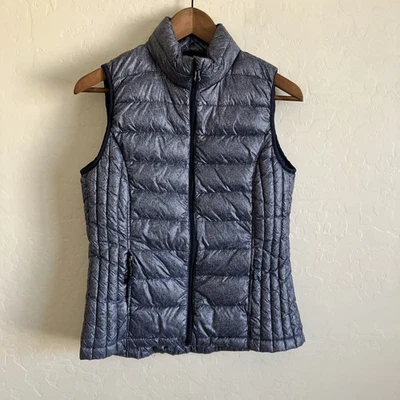 Chaleco acolchado 32 grados Heat Puffer para mujer S gris plata bolsillos con bolsa de viaje Foto 1 de 4