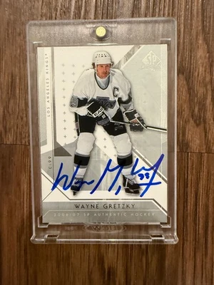 2007 SP Authentic- Wayne Gretzky- Auto Autograph- LA Kings - Image 1 of 2