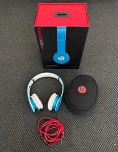 Beats By Dr. Dre Solo HD Wired Mint Condition Light Blue Original Packaging - Picture 1 of 9