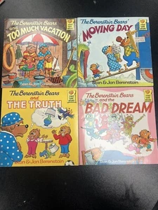 Berenstain Bears Menge 4 Bilderbücher Menge sehr sauber kostenloser Versand - Bild 1 von 1