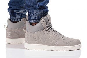 nike court borough on feet