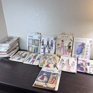 Lote de 25 patrones de costura vintage McCalls Simplicity Butterick Little Vogue - Imagen 1 de 15