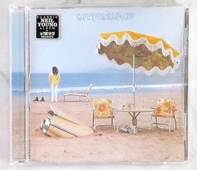 Neil Young 'ON THE BEACH' CD - (2003 repress)  EX / NM - Image 1 of 3