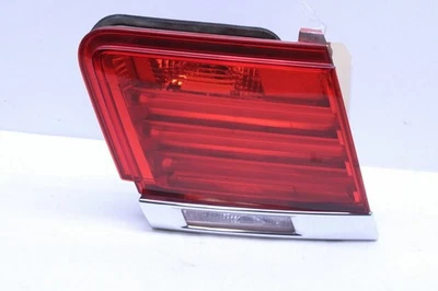 BMW 740i 750i 2009-2012 luz trasera izquierda montaje tapa 63217182205 OEM usado Foto 1 de 4