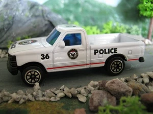 Welly Ford F-100 Police Pick Up Truck Maßstab 1:54 - Bild 1 von 4