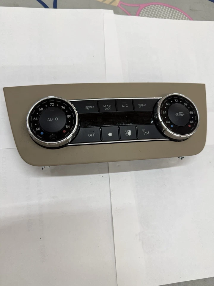 Controle de temperatura climática dianteiro Mercedes-Benz GL450 2014-2016 zona dupla fabricante de equipamento original - Imagem 1 de 4