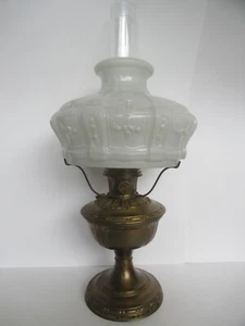 Antique Brass Aladdin No.8 Oil Lamp w/ Shade & Chimney (Excellent) - Picture 1 of 22