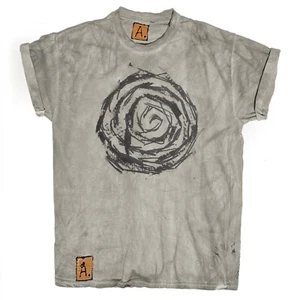 T-shirt artistica personalizzata fatta a mano con SPIRALE. Ottimo regalo. Dettaglio unico nell'armadio. - Foto 1 di 1