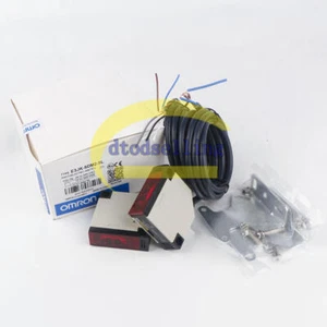 1 Stück Omron E3JK-5M2 E3JK-5DM2-5L (E3JK-5DM2 E3JK-5L) Lichtschranke - Bild 1 von 1