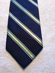 NAUTICA MENS TIE NAVY BLUE WITH GREEN AND YELLOW STRIPES 3.75 X 59 - Picture 1 of 4
