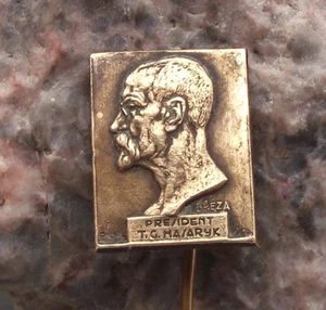 Vintage Czech President Tomas Thomas Garrigue T G Masaryk TGM Bust Pin Badge - Picture 1 of 2