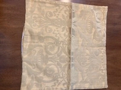 Funda Almohada Reversible Borde Cuchillo Damasco Dorado 16x17 Foto 1 de 4