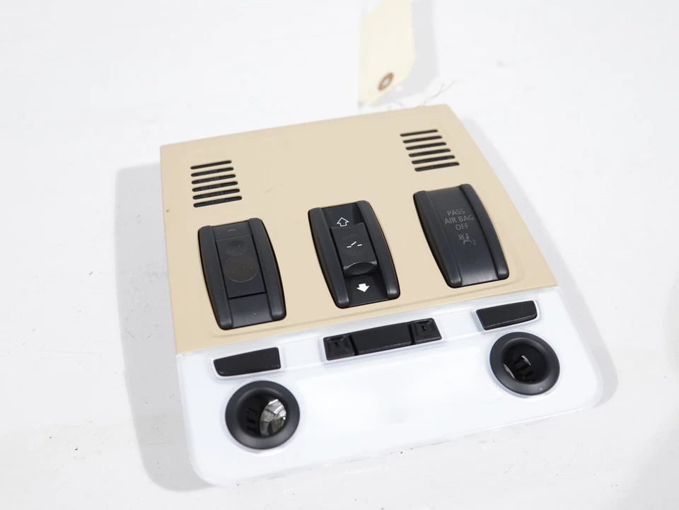 2013-2015 BMW X1 (E84) FRONT ROOF CENTER PRIMARY DOME LIGHT W/ SWITCH (BEIGE) 🚗 - Image 1 of 4