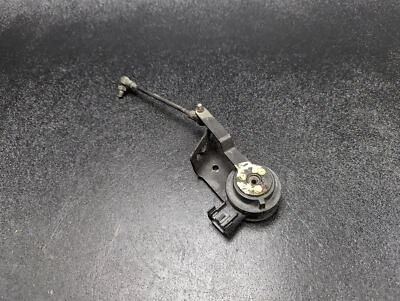 Front Left Ride Height Sensor 2017 Cadillac Escalade ESV 23152098 2015 - 2020 - Image 1 of 4