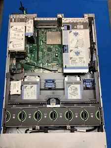 Cisco UCSC C240-M5S 8 SFF Server W/15016-1 Raid 1050W PSU FAN HS storage battery - Picture 1 of 13