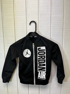 Air Jordan Full Zip Black/White Youth XS Graphic Sweatshirt - Picture 1 of 8