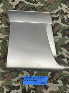 87-93 Ford Mustang GT Side Skirt Rear of Door Quarter Panel Ground Effect GFX RH - Picture 1 of 8