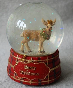 Gisela Graham Hirsch trägt Krone Musical Schneekugel karierte Basis Weihnachtsgeschenk 14 cm - Bild 1 von 4