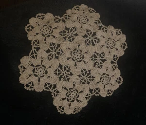 Elegant Vintage Floral Lace Centerpiece DOILY w/ROSE Center Beige Home Decor - Picture 1 of 2